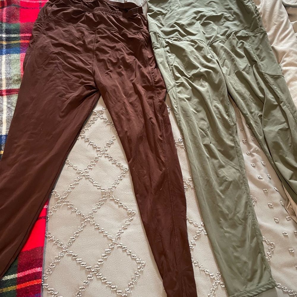 Maternity pants lot